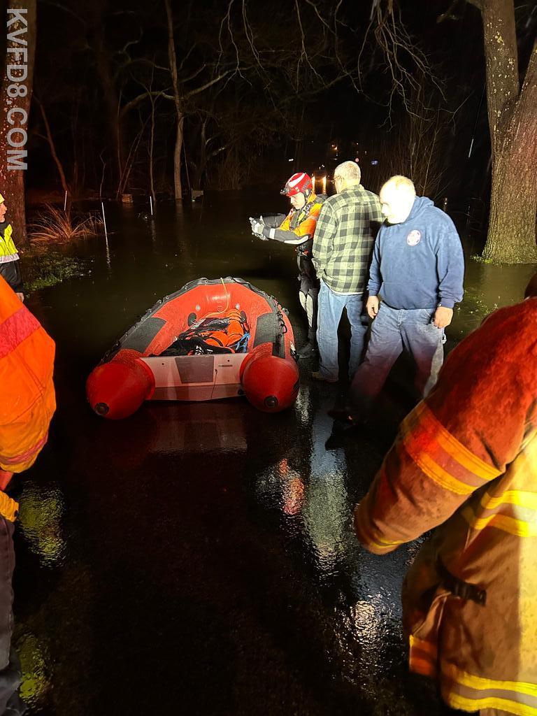 KVFD Units Respond To A Water Rescue On Steelville Mill Road In West ...